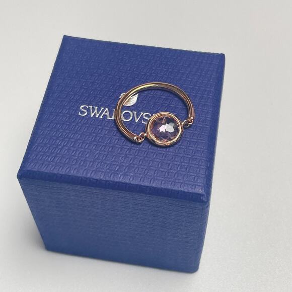 Swarovski Tahlia Ring Pink, Rose-gold tone plated size 8/58 damage. - Picture 5 of 6